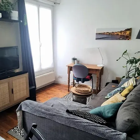 2 Pieces Cosy Butte-aux-cailles * Paris